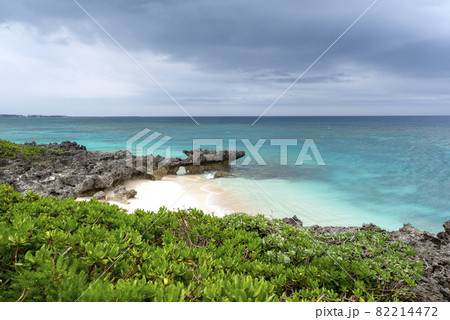 与論島の宇勝海岸（ウァーチ）メーラビビーチ 82214472