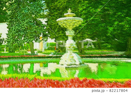 イスタンブールのドルマバフチェ宮殿内の美しい庭園 82217804