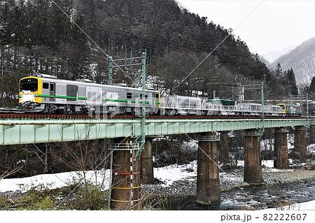 GV-E197系　湯檜曽～水上① 82222607