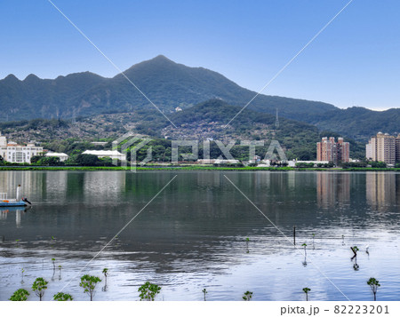 台湾 淡水と観音山(淡水富士) 台湾 淡水と観音山(淡水富士) 82223201