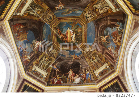 interiors and details of the Vatican museum, Vatican city 82227477