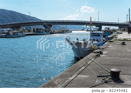 島根半島　四十二浦　夏の恵曇浦　（えとも） 82245481