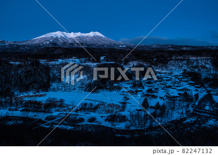御嶽山・冬(夜明け) 御嶽山・冬(夜明け) 82247132