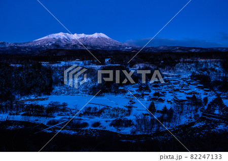 御嶽山・冬(夜明け) 御嶽山・冬(夜明け) 82247133
