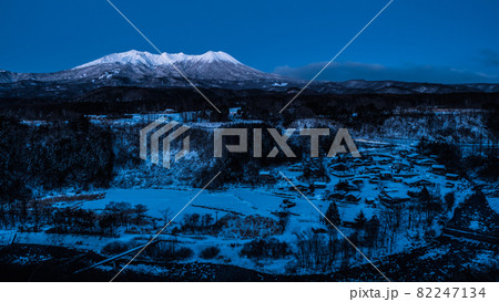 御嶽山・冬(夜明け) 御嶽山・冬(夜明け) 82247134