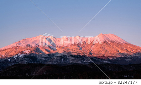 御嶽山・冬(夜明け) 御嶽山・冬(夜明け) 82247177