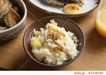 帆立とジャガイモの炊き込みごはん 帆立とジャガイモの炊き込みごはん 82248306