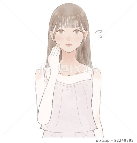 肌のくすみに悩む女性 82249595