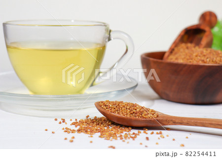 韃靼そば茶（日本の北海道産）と韃靼そば、「ルチン」というポリフェノールが豊富な健康茶 82254411