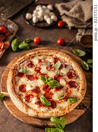 Salami neapolitan pizza Salami neapolitan pizza 82257151