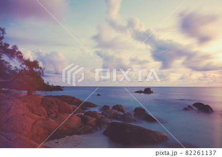 Amazing Twilight gold light at the Sea and beach on Munnok Island, Thailand. 82261137