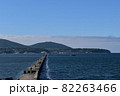 晴れた日の小樽の南防波堤 82263466