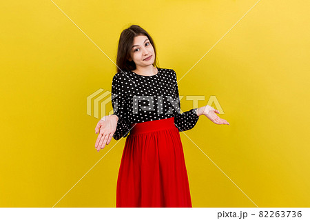 happy surprised pregnant woman posing isolated over colored background. copy space happy surprised pregnant woman posing isolated over colored background. copy space 82263736