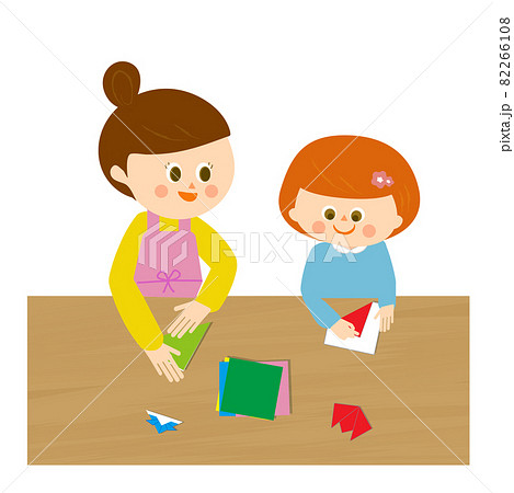お母さんと折り紙を折る女の子のイラストのイラスト素材