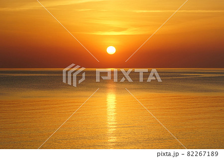 beautiful sunset in the baltic sea, sun above the horizon 82267189