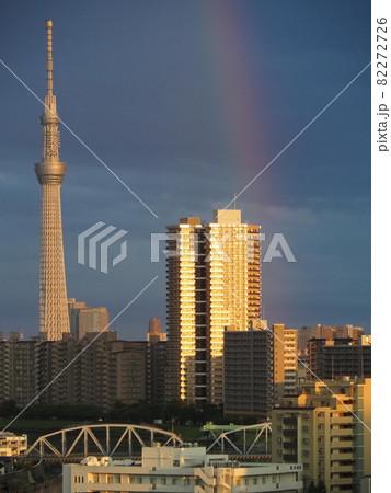 スカイツリーと虹 82272726