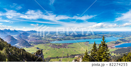Green fields in Bavaria in Germany Green fields in Bavaria in Germany 82274255
