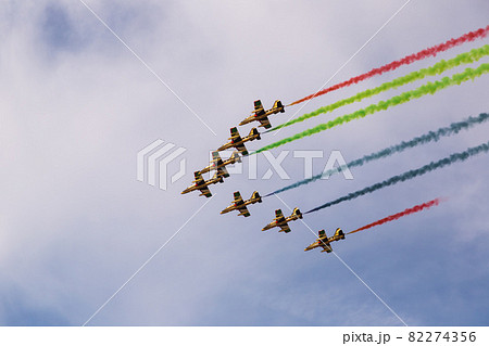 Dubai air show Dubai air show 82274356