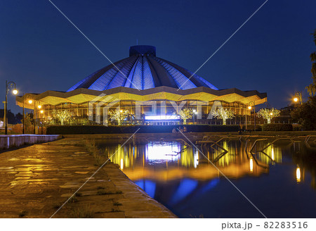 View over the Moscow State Circus  on Vernadskogo Prospekt, night, Russia 82283516