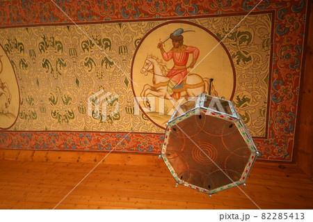Wooden palace in Kolomenskoe. Reconstruction of the building 17 century, Moscow, Russia Wooden palace in Kolomenskoe. Reconstruction of the building 17 century, Moscow, Russia 82285413