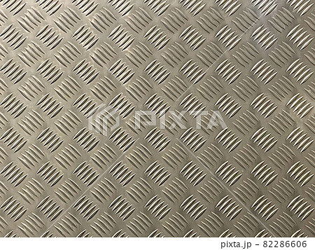 グレーの光沢のある金属の縞板の背景画像 82286606