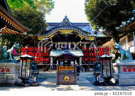 豊川稲荷東京別院　大祭を迎える本殿 82287019