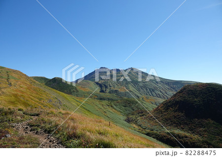 鳥海山の登山道 82288475