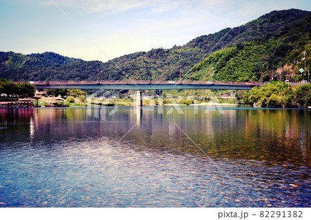 錦川から見た陸橋	 82291382