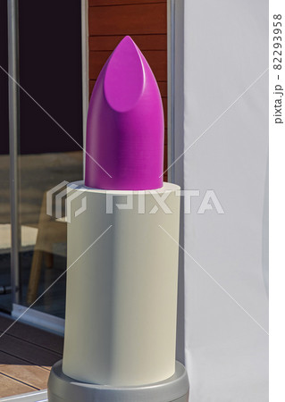 Open Big Lipstick Open Big Lipstick 82293958