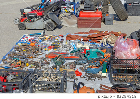 Flea Market 82294518