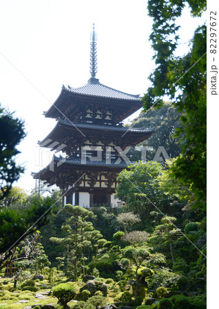 当麻寺 西南院から望む西塔 奈良県葛城市 当麻寺 西南院から望む西塔 奈良県葛城市 82297672