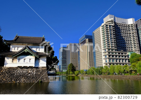 桜田巽櫓と丸の内・大手町ビル群 82300729