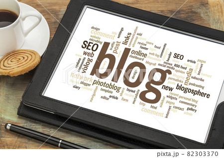 blog word cloud on digital tablet 82303370
