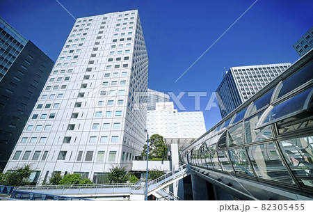 日本の東京都市景観 大崎駅前の街並みなどを望む 日本の東京都市景観 大崎駅前の街並みなどを望む 82305455