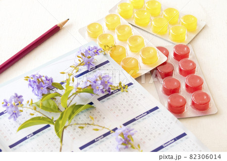notebook planner for business work, cough sore throat pastille and flower 82306014