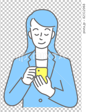 操作智能手機的穿著西裝的年輕女子的上半身（彩色） 82312068