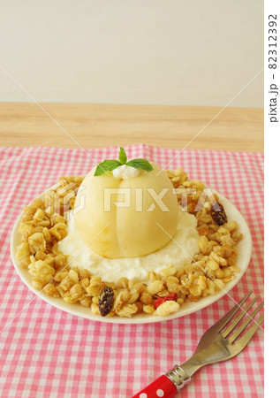 グリークモモ 82312392