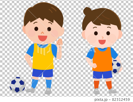 サッカーをする男の子と女の子 立つポーズ イラストのイラスト素材