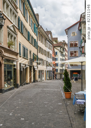 Street in Zurich city center, Switzerland 82321146