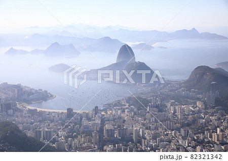 コルコバードの丘から見える景色（ブラジル） 82321342