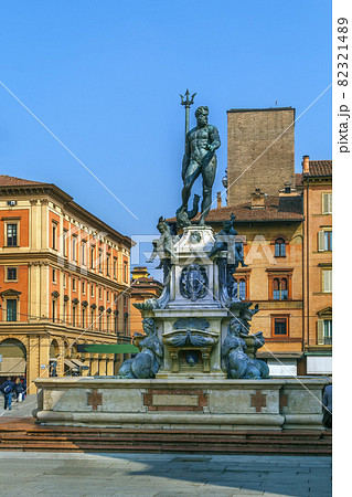 Fountain of Neptune, Bologna, Italy Fountain of Neptune, Bologna, Italy 82321489