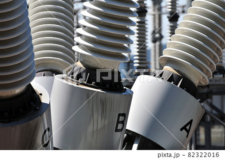 発電所の碍子 発電所の碍子 82322016