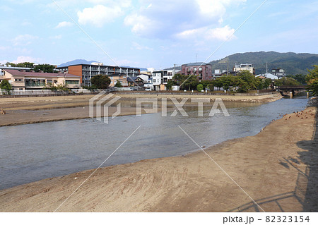 水位の下がった夷川船溜(京都市左京区、2021年9月23日) 水位の下がった夷川船溜(京都市左京区、2021年9月23日) 82323154