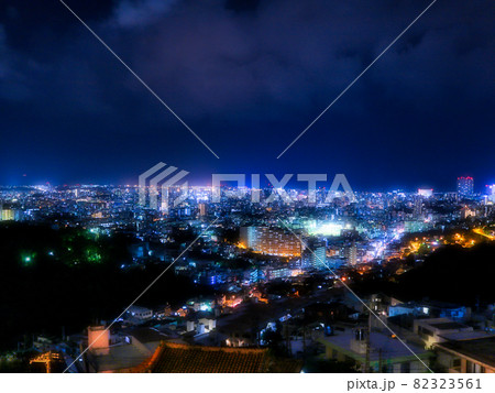 ロマンチックな沖縄の夜景 ロマンチックな沖縄の夜景 82323561