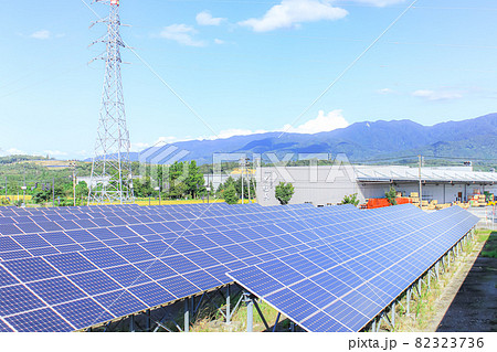 ソーラーパネル 82323736