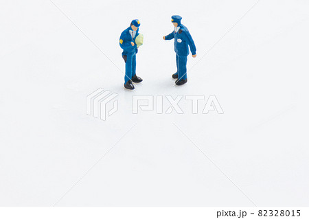 警察 82328015