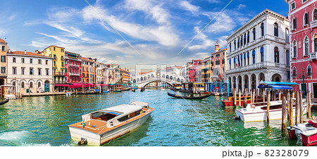 Grand Canal of Venice, view of the Lagoon near The Rialto bridge, Italy Grand Canal of Venice, view of the Lagoon near The Rialto bridge, Italy 82328079