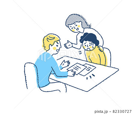 契約を迫る男女と困っている女性 82330727