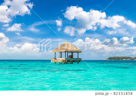 Water Villas (Bungalows) in the Maldives 82331858