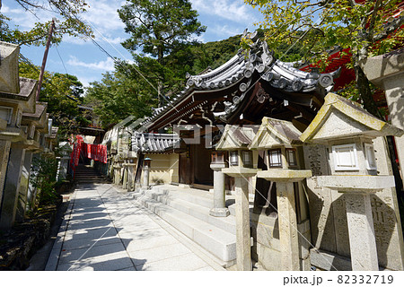 朝護孫子寺　玉蔵院への参道　奈良県生駒郡 82332719